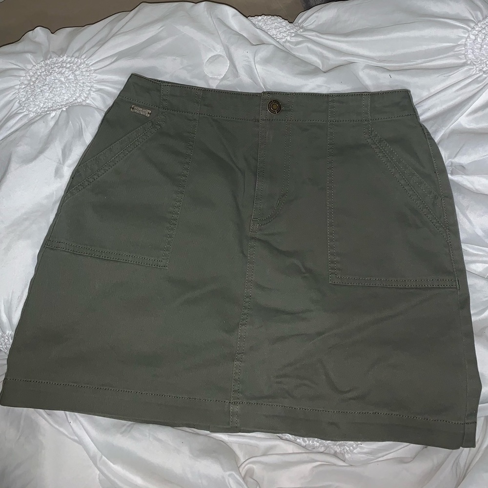 Green Utility skirt
